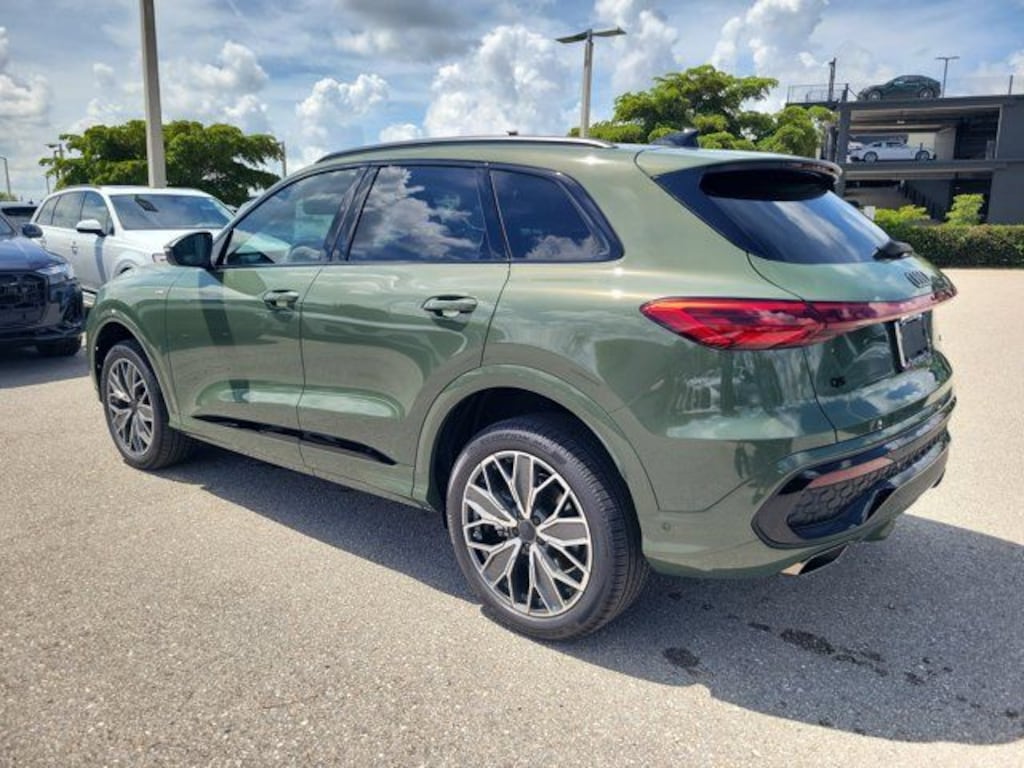 New 2026 Audi Q5 2.0T Premium Plus SUV