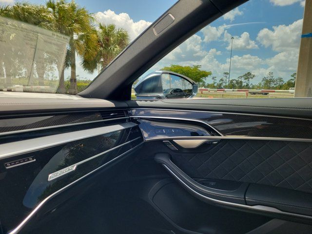 2026 Audi S8 Base - Photo 16