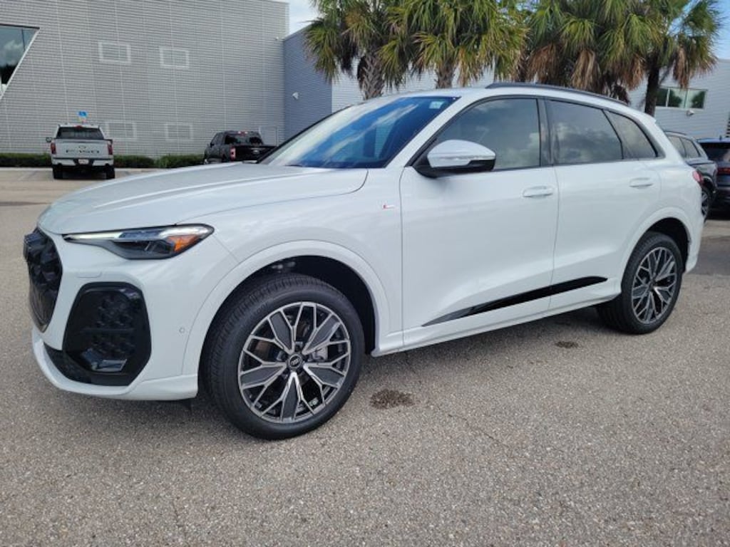 New 2026 Audi Q5 Premium Plus SUV