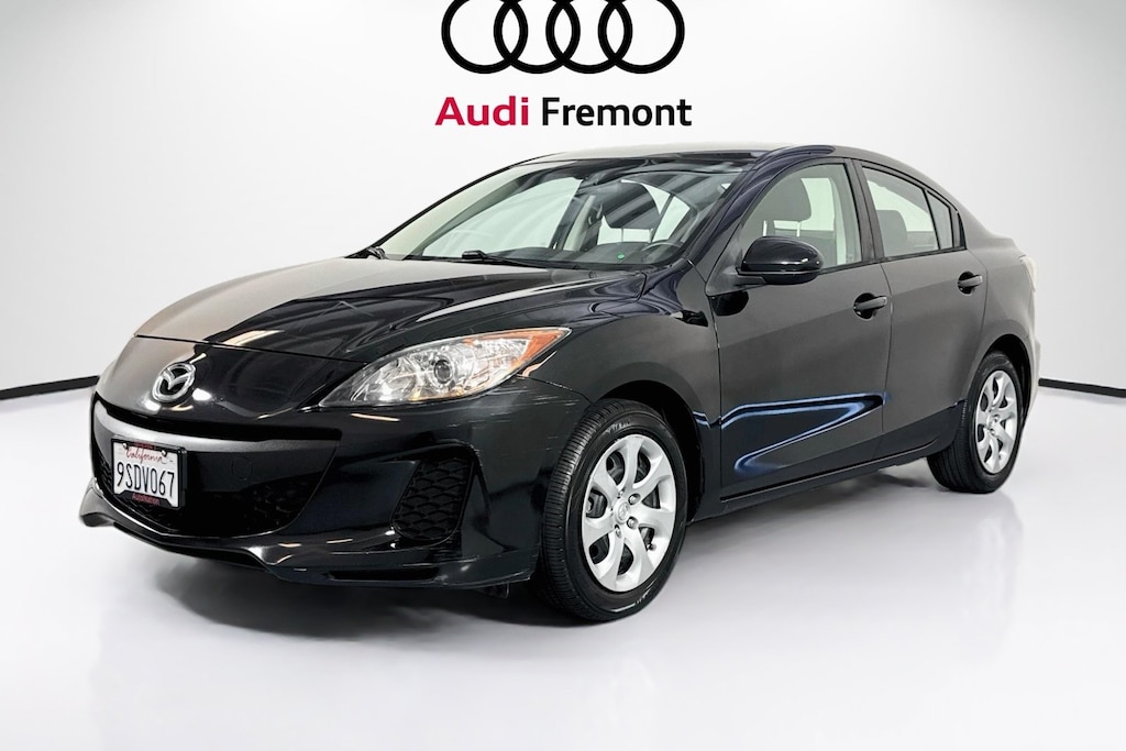 Used 2013 Mazda Mazda3 i SV Sedan