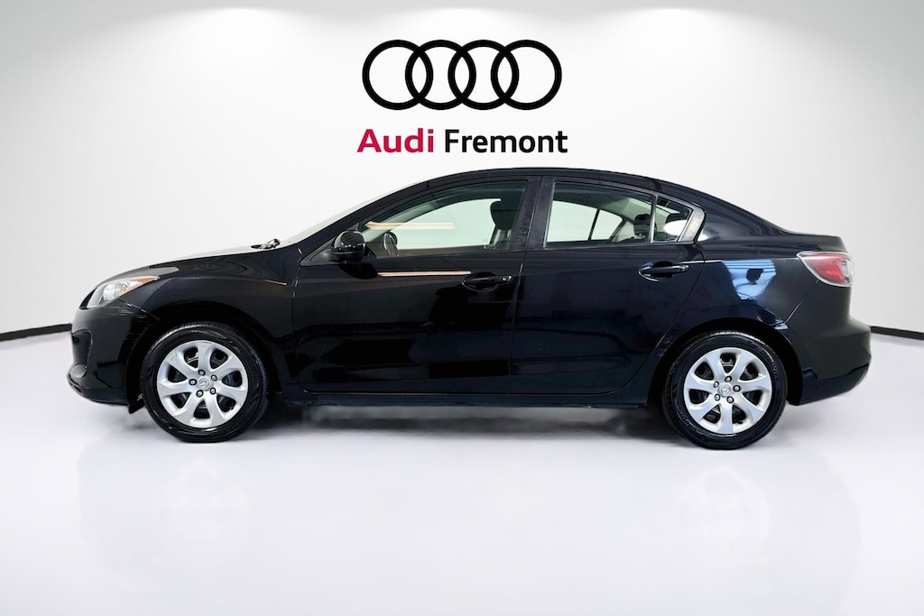 Used 2013 Mazda Mazda3 i SV Sedan