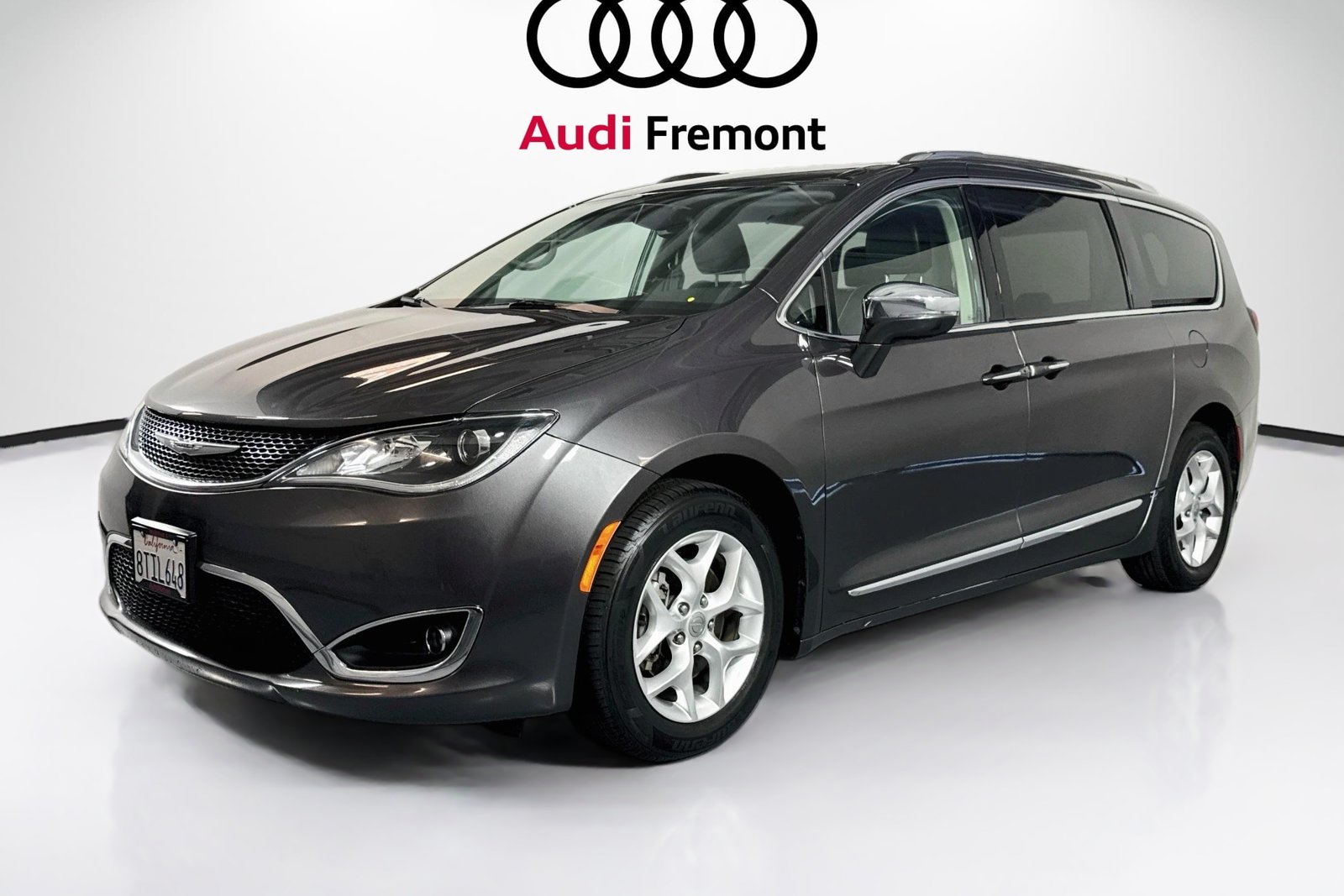 Used 2020 Chrysler Pacifica Limited Van Passenger Van