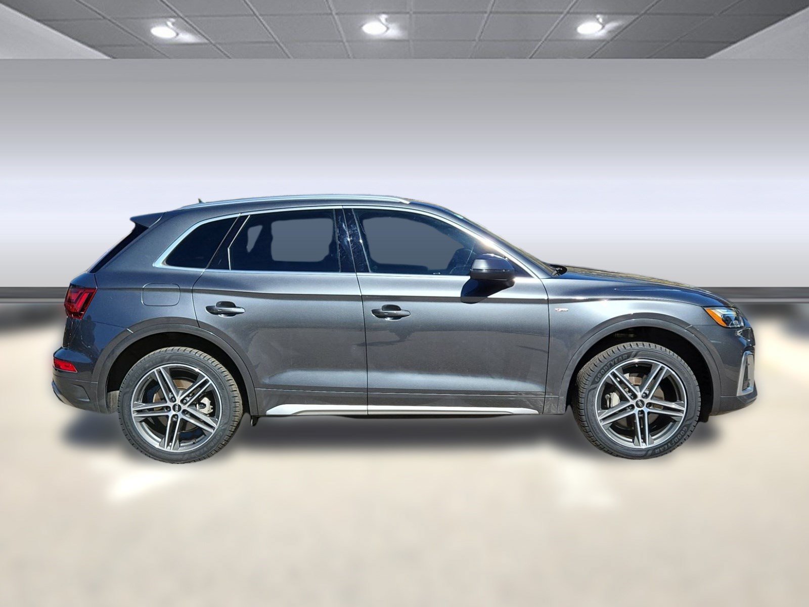 Used 2024 Audi Q5 S line Premium Plus S line Premium Plus 55 TFSI e quattro