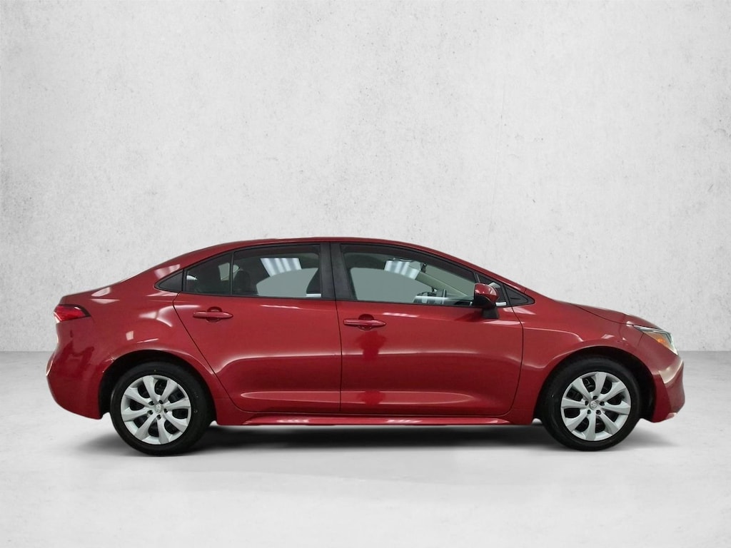 Used 2020 Toyota Corolla LE 4dr Car