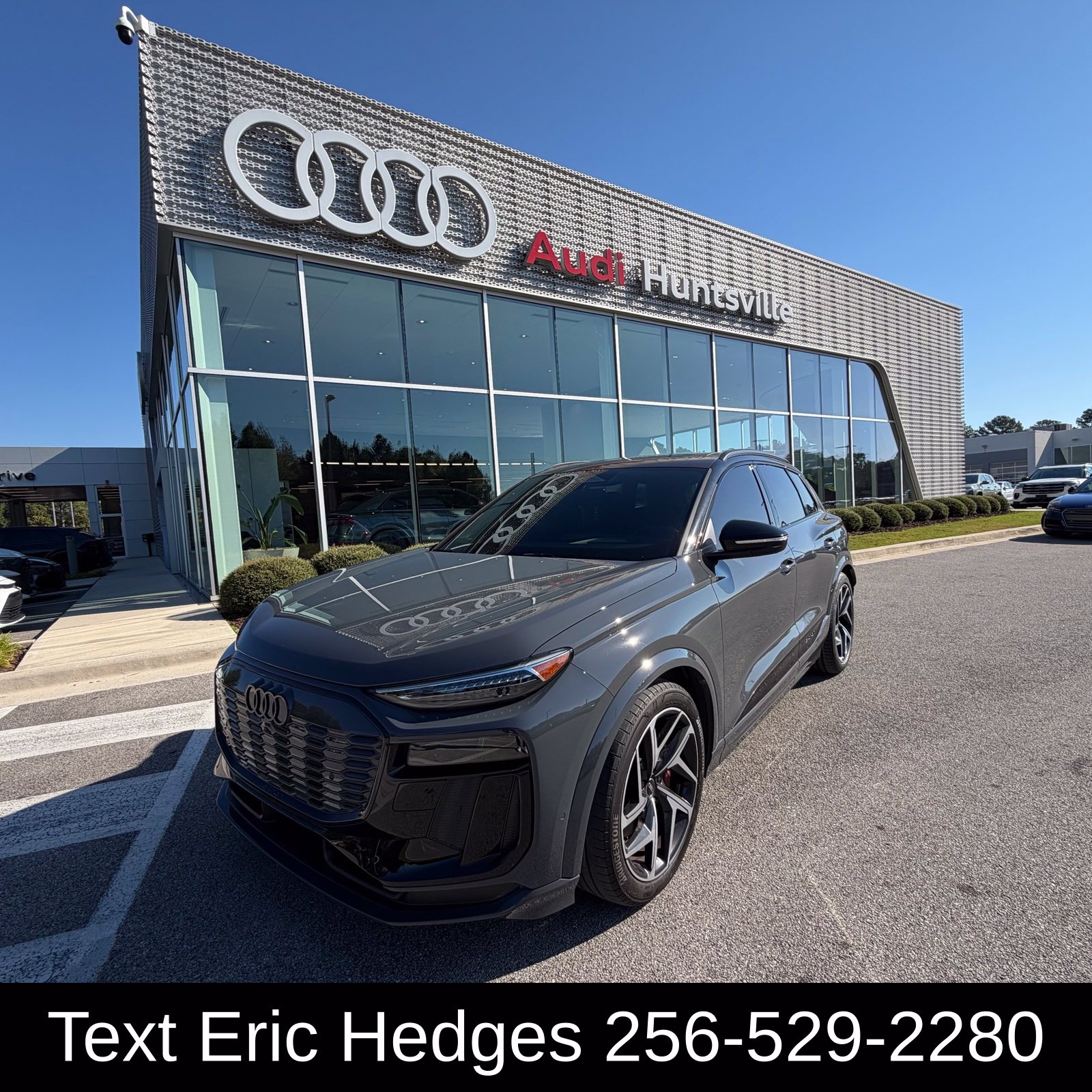  Audi SQ6 e-tron