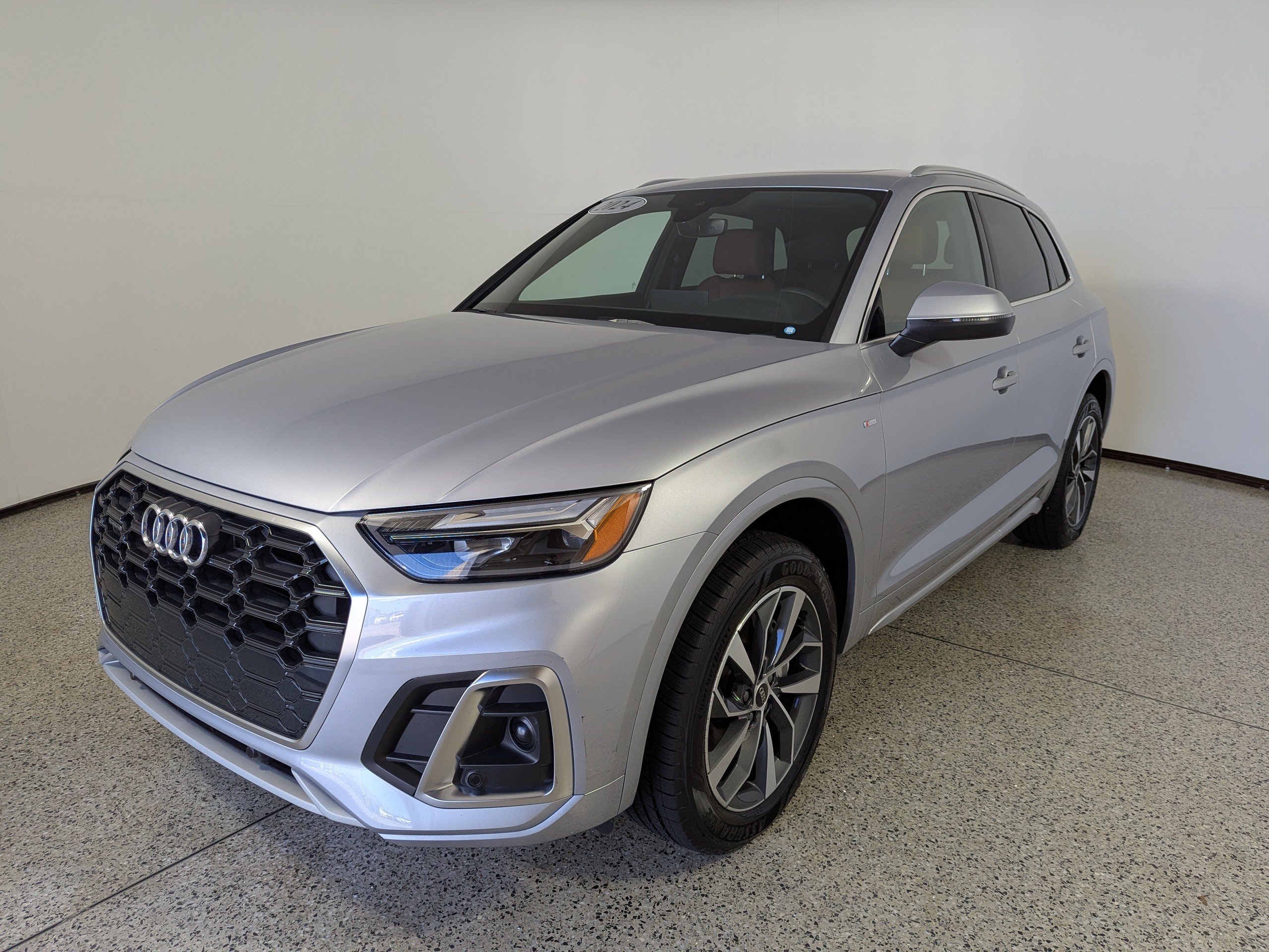 Certified 2024 Audi Q5 S line Premium 45 TFSI quattro SUV