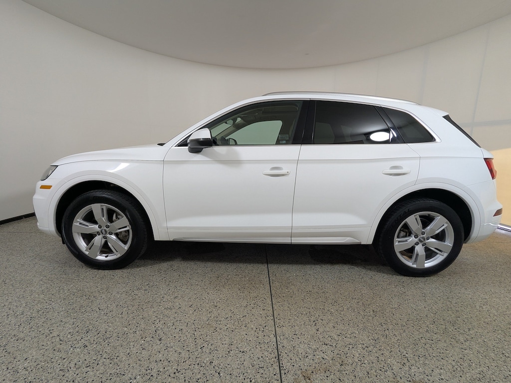 Used 2019 Audi Q5 Premium Plus 45 TFSI quattro Premium Plus 45 TFSI quattro