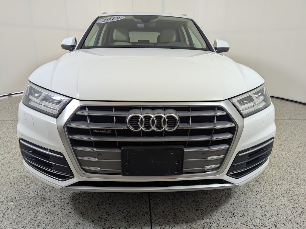 Used 2019 Audi Q5 Premium Plus 45 TFSI quattro Premium Plus 45 TFSI quattro