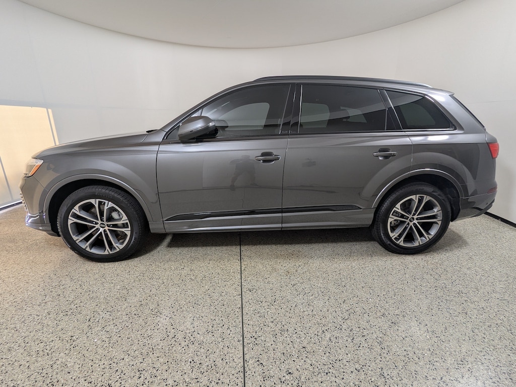 Certified 2026 Audi Q7 Premium 45 quattro *Ltd Avail* Premium 45 quattro *Ltd Avail*