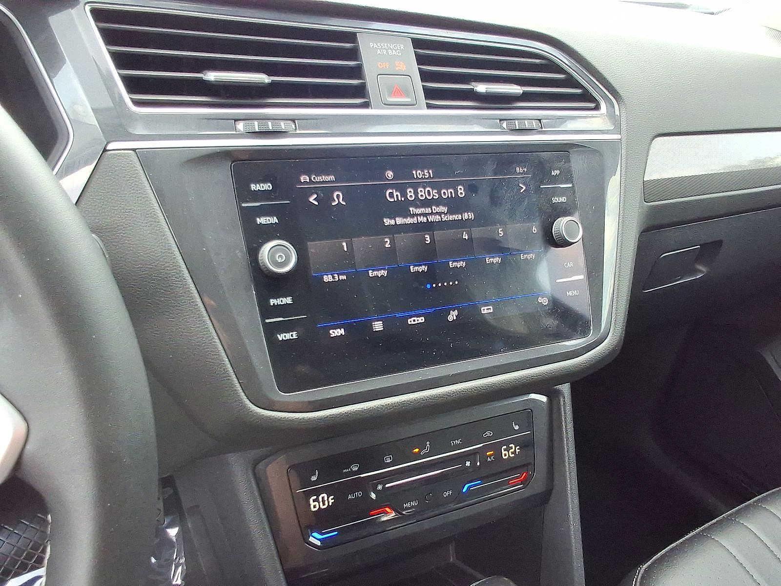 2024 Volkswagen Tiguan SE - Photo 16