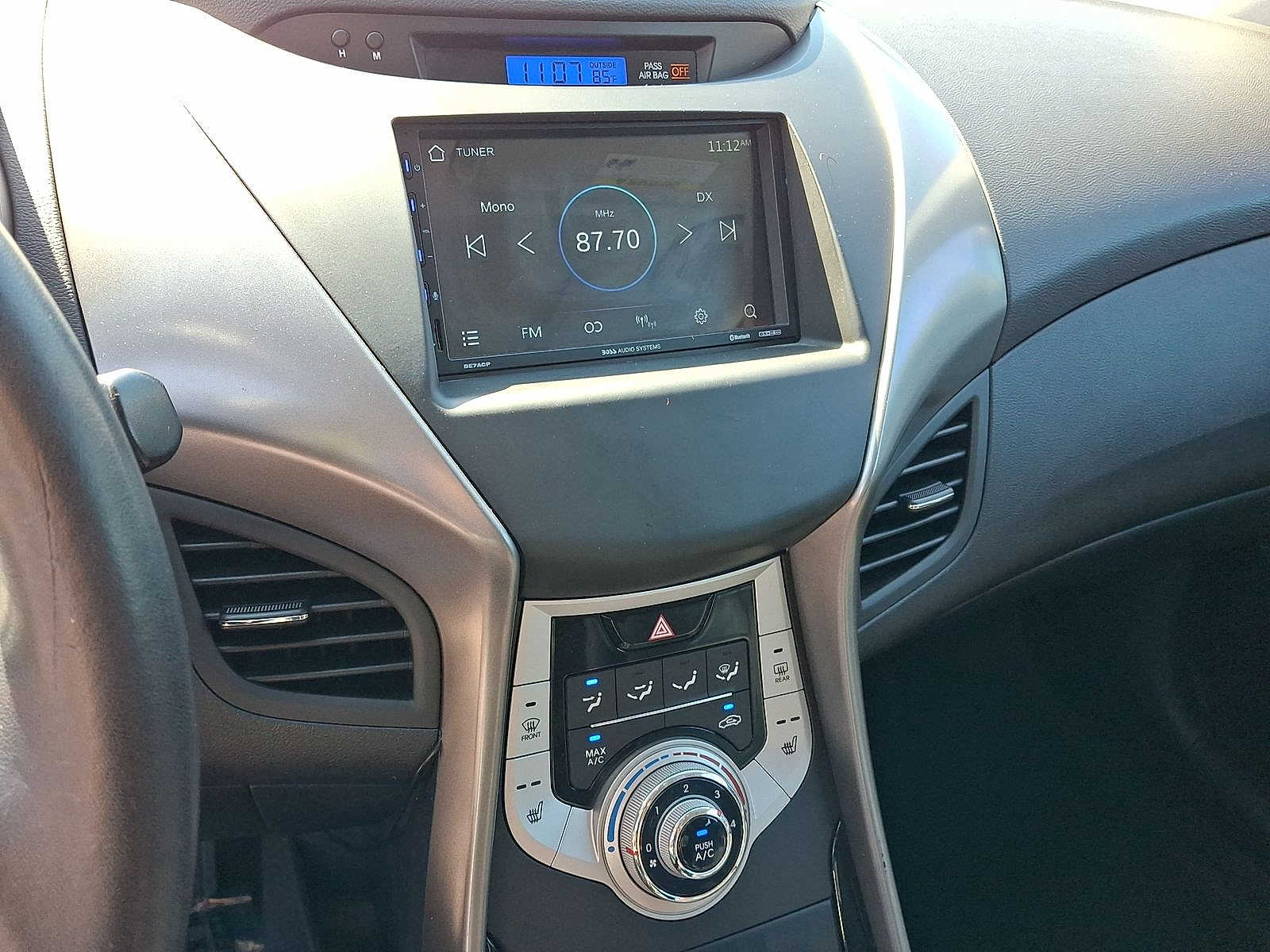 2012 Hyundai Elantra Limited - Photo 20