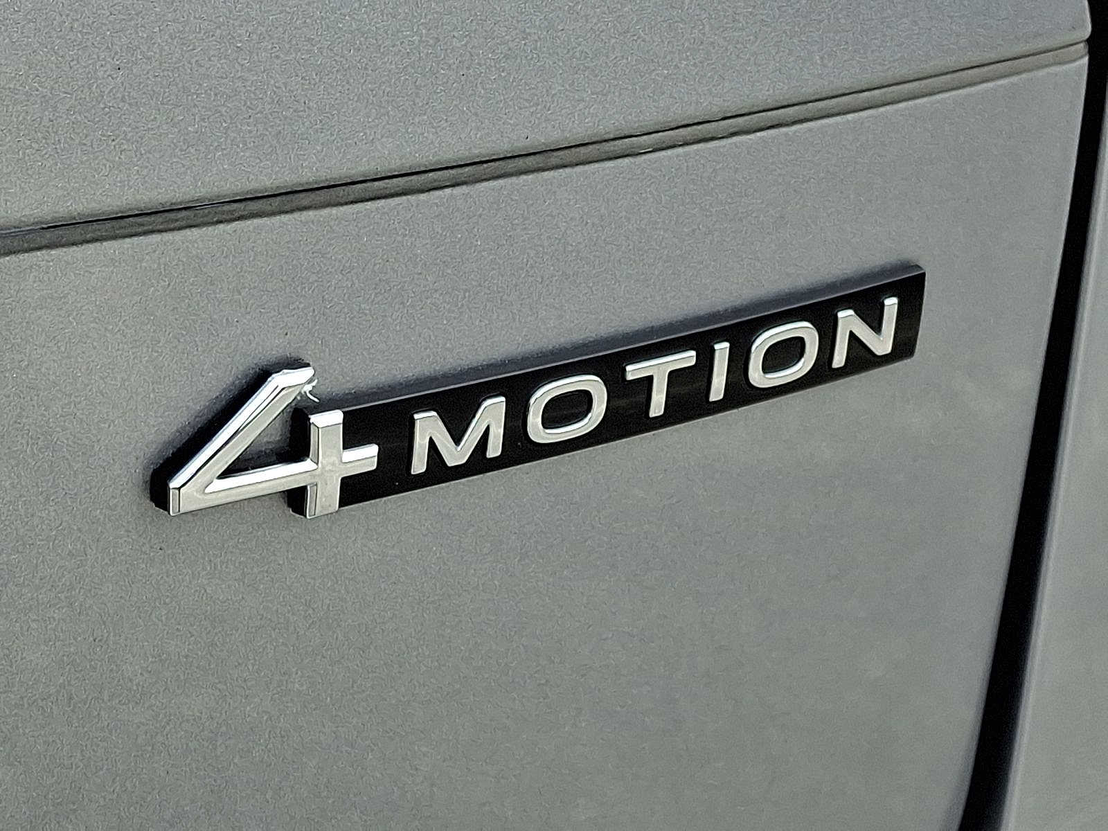 2024 Volkswagen Tiguan SE - Photo 23