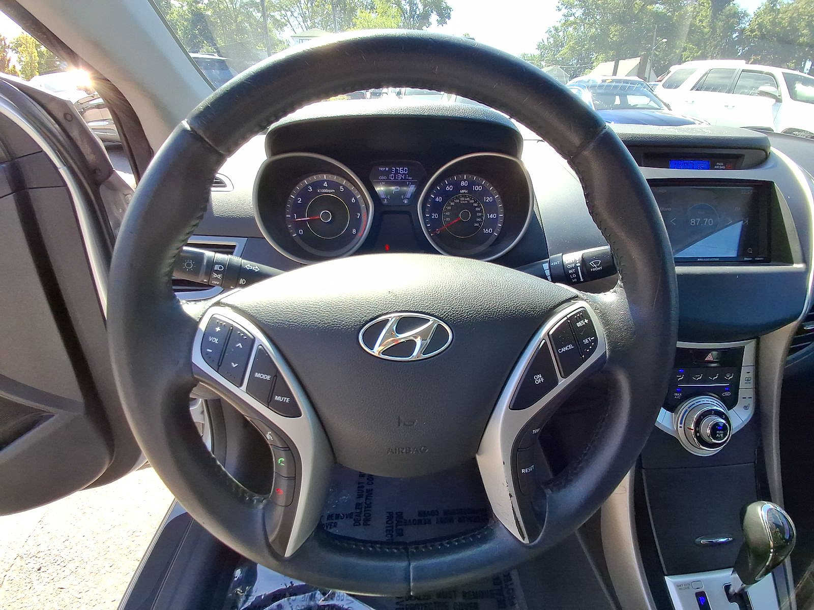 2012 Hyundai Elantra Limited - Photo 22