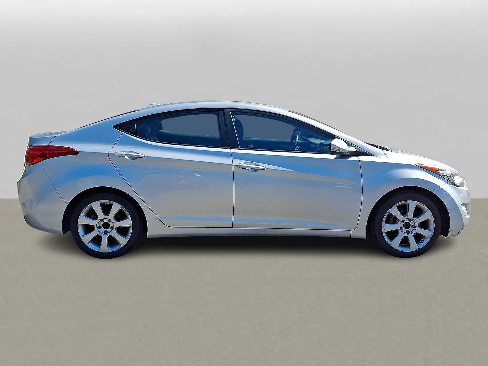 2012 Hyundai Elantra Limited - Photo 32