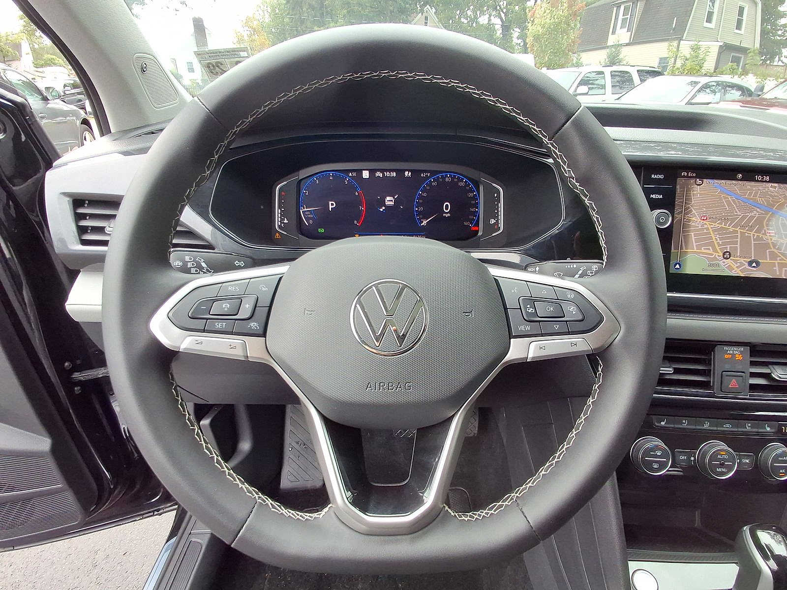 2024 Volkswagen Taos SEL - Photo 22