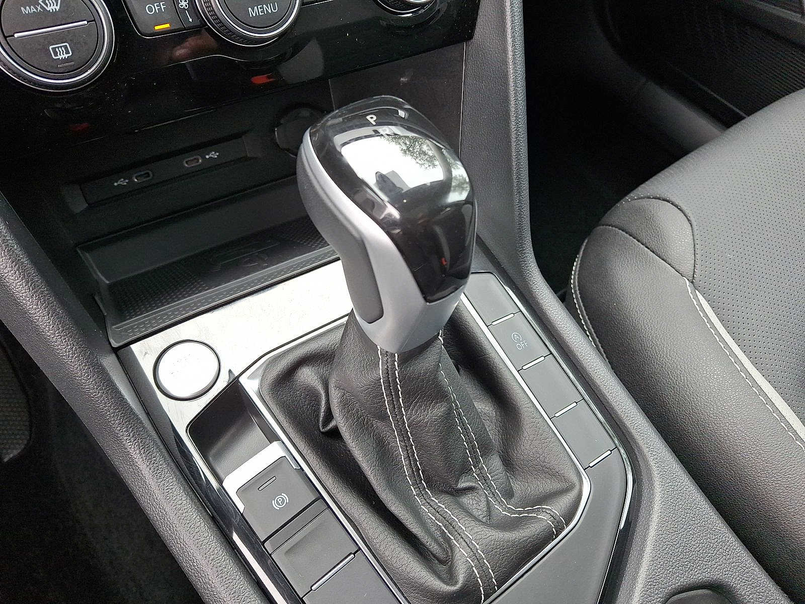 2024 Volkswagen Taos SEL - Photo 18
