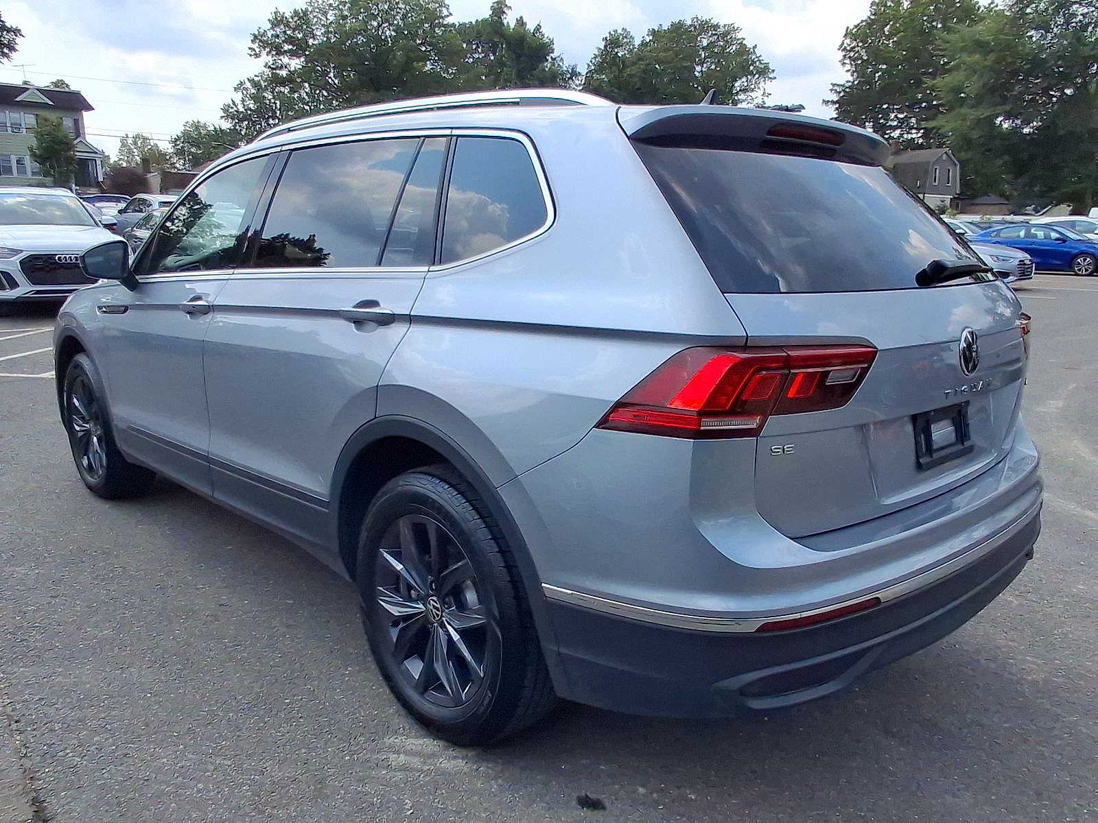 2024 Volkswagen Tiguan SE - Photo 21