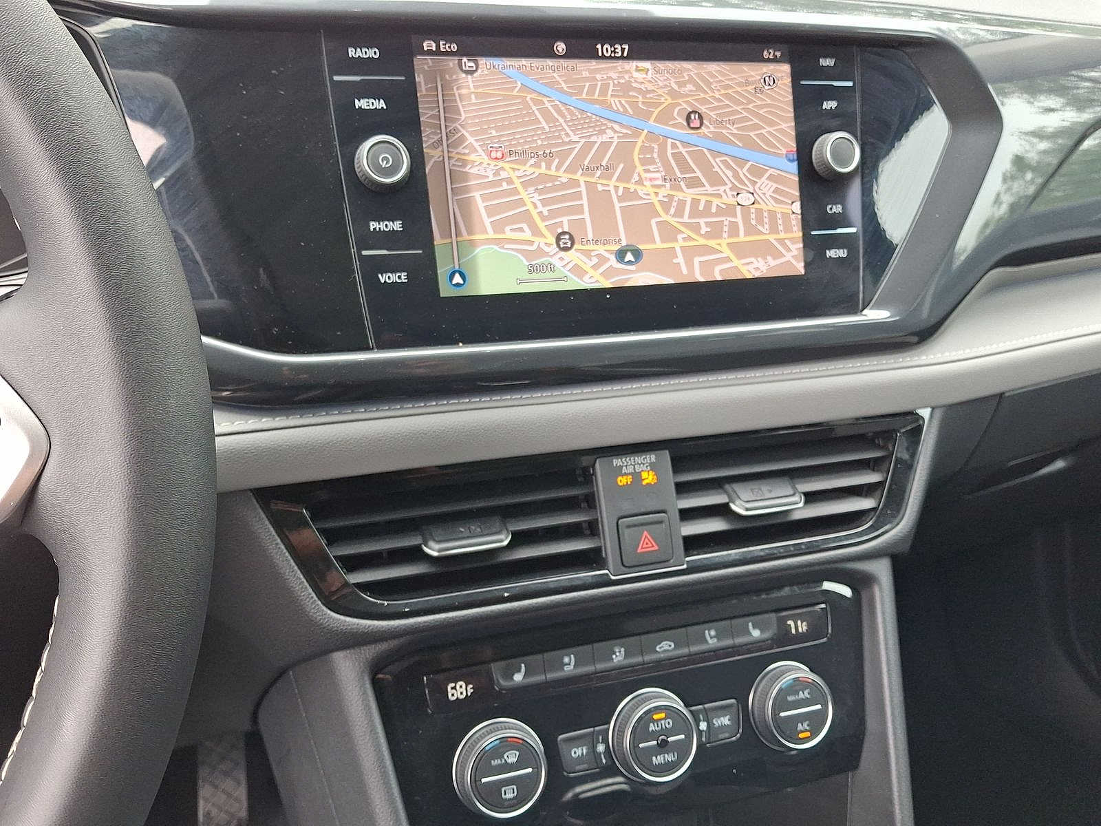 2024 Volkswagen Taos SEL - Photo 20