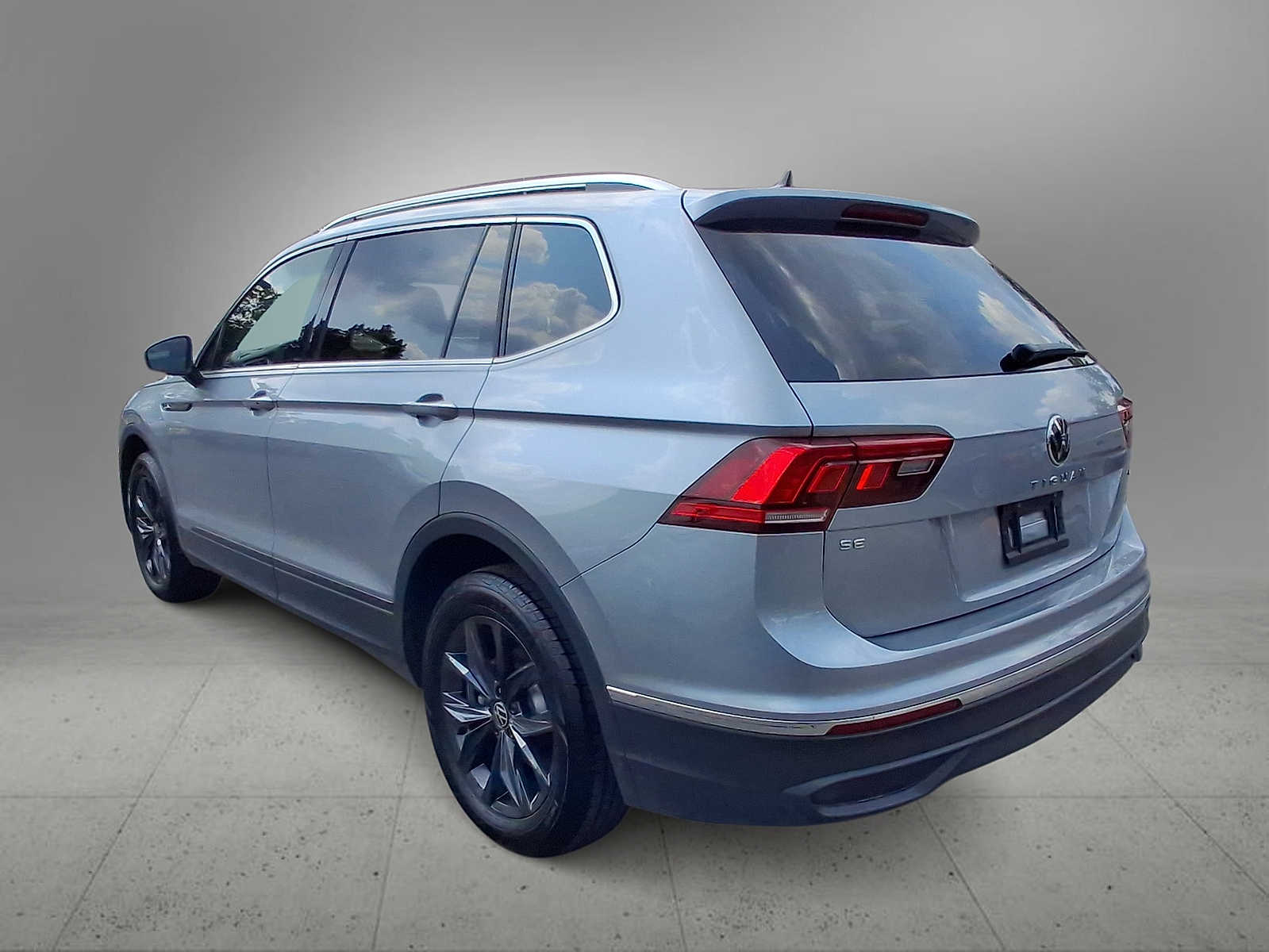 2024 Volkswagen Tiguan SE - Photo 6