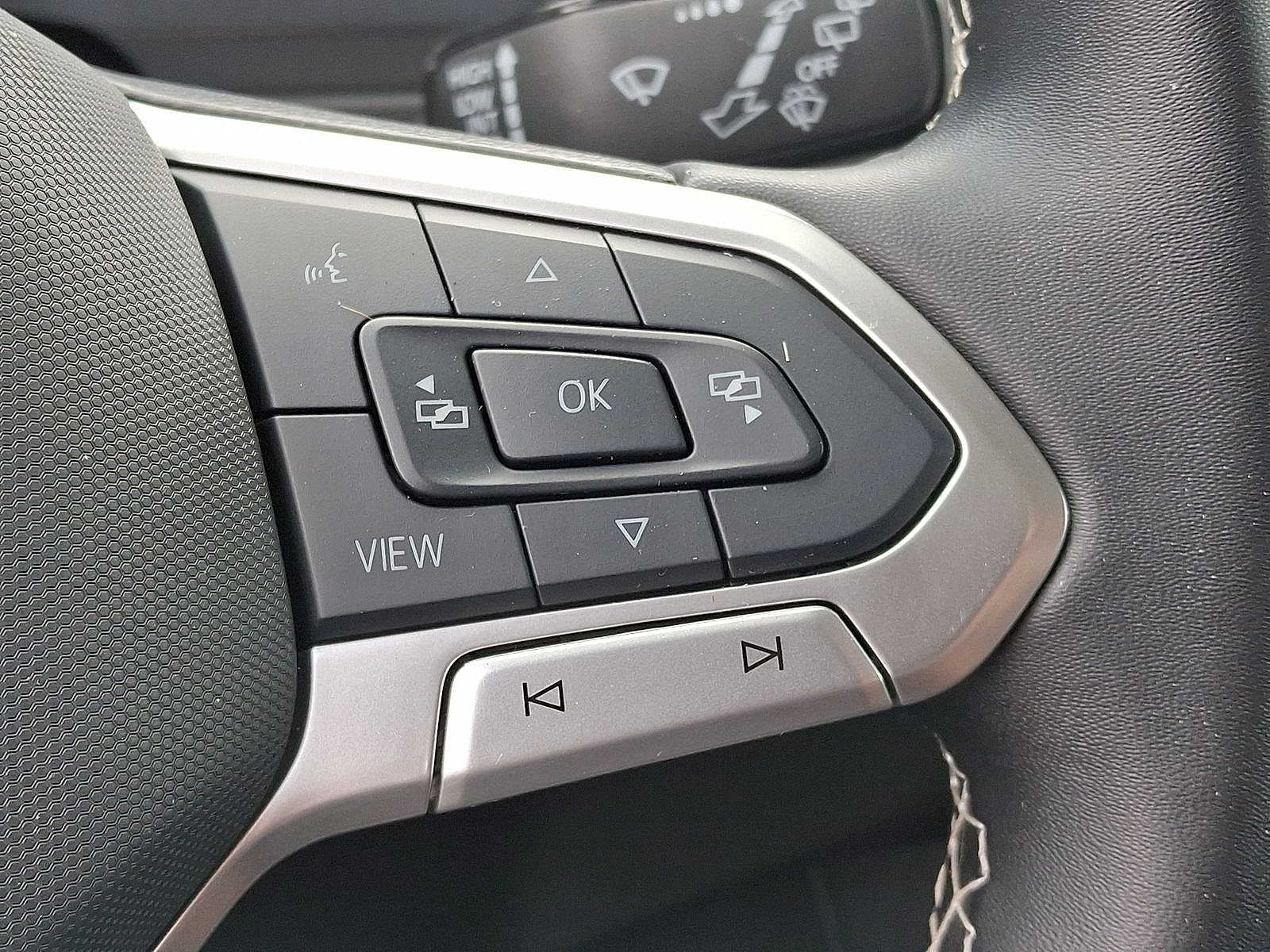 2024 Volkswagen Tiguan SE - Photo 19