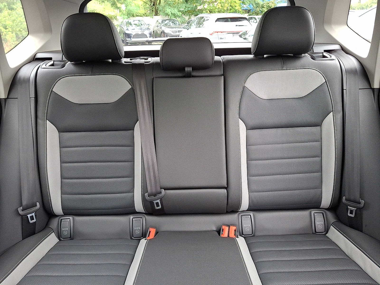 2024 Volkswagen Taos SEL - Photo 13