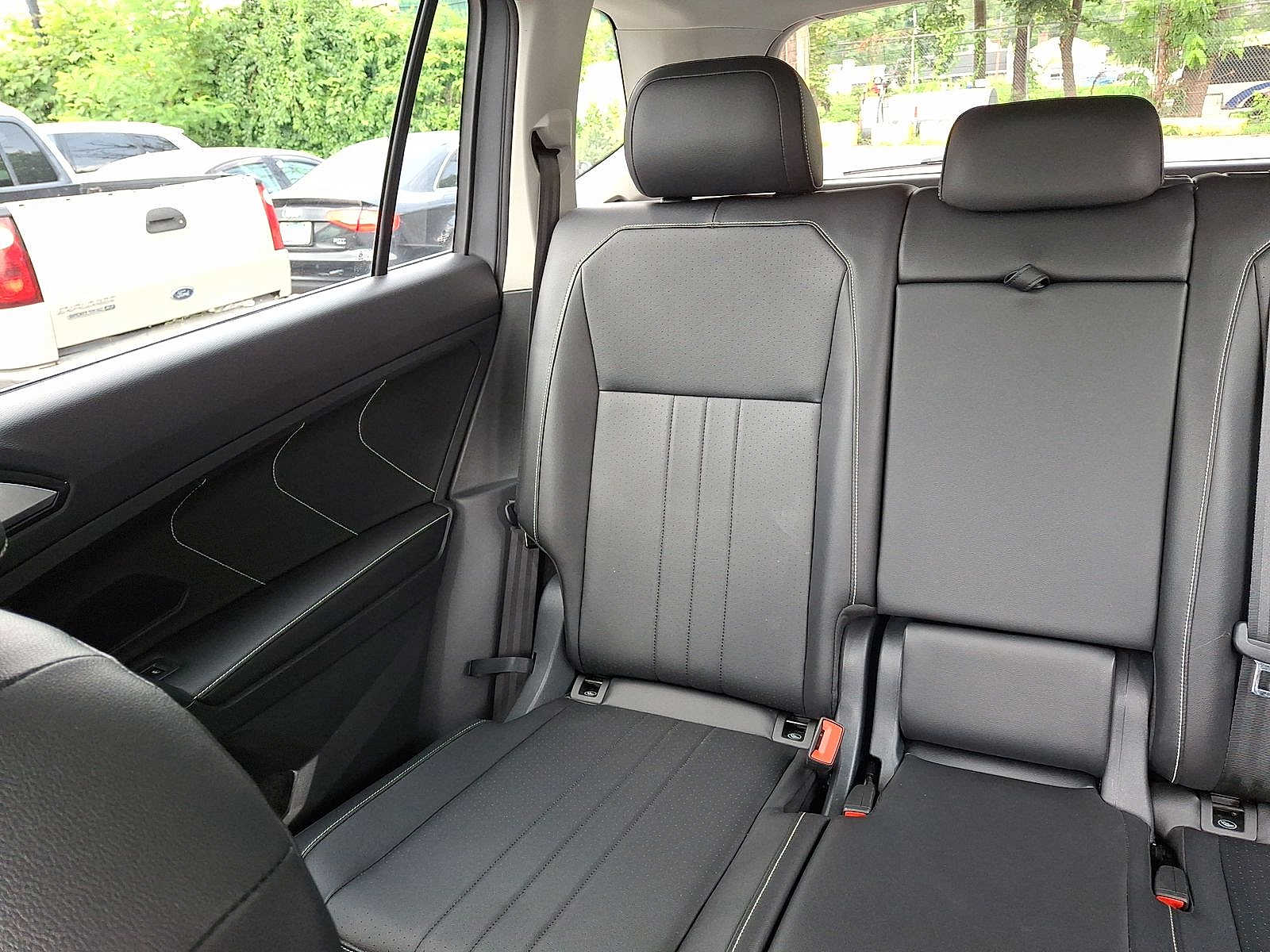 2024 Volkswagen Tiguan SE - Photo 10