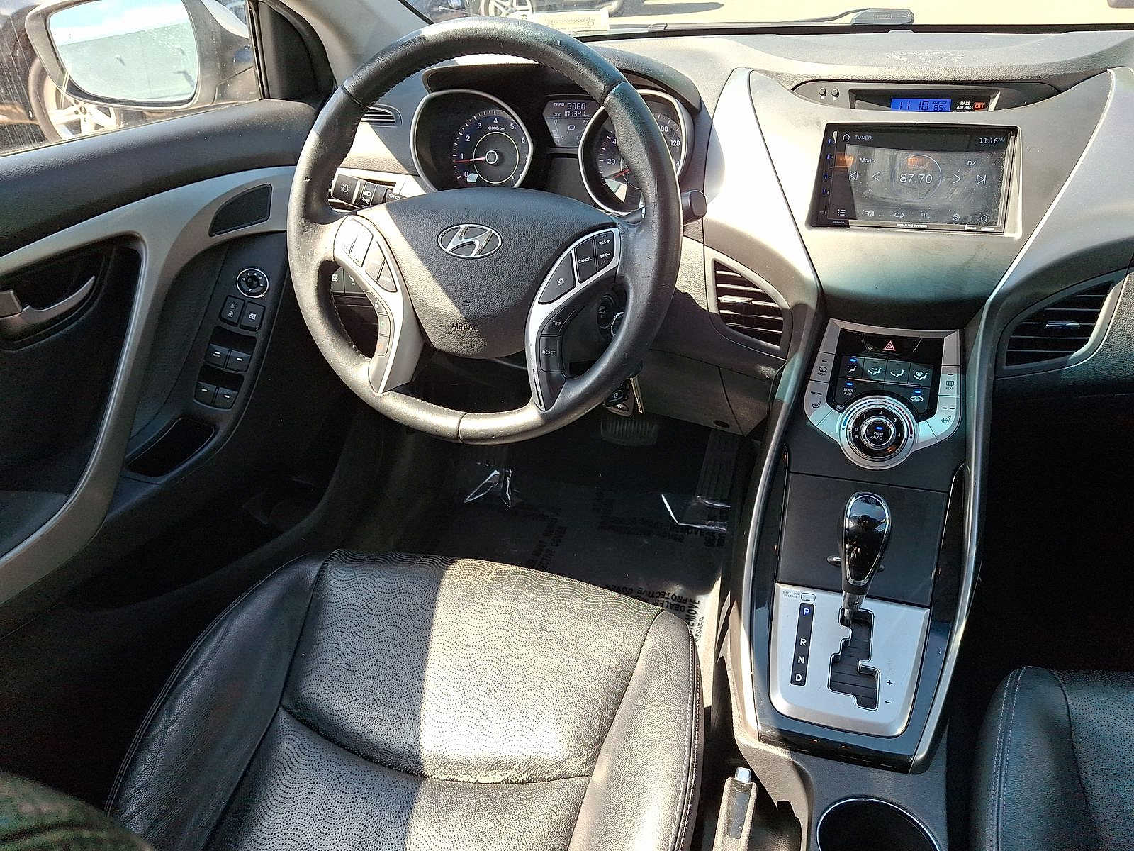 2012 Hyundai Elantra Limited - Photo 15