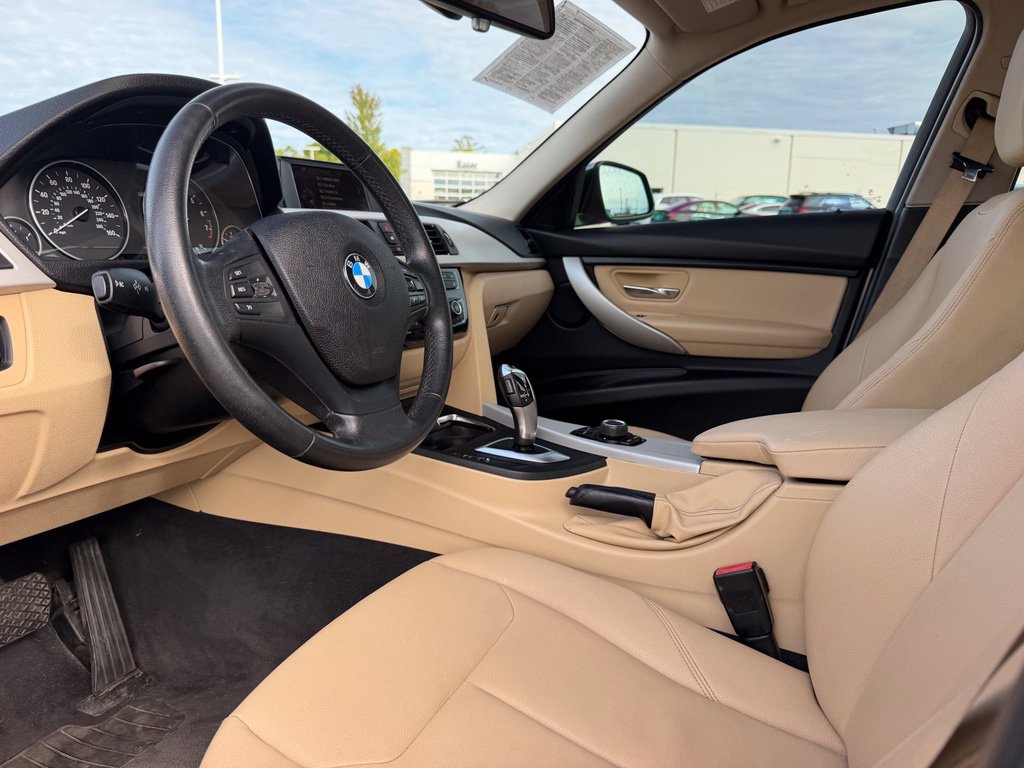 Used 2017 BMW 3 Series 320i xDrive Sedan