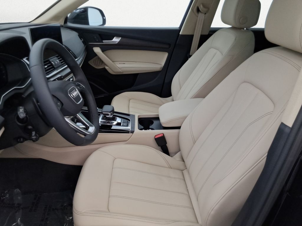 2025 Audi Q5 Premium Plus - Photo 9