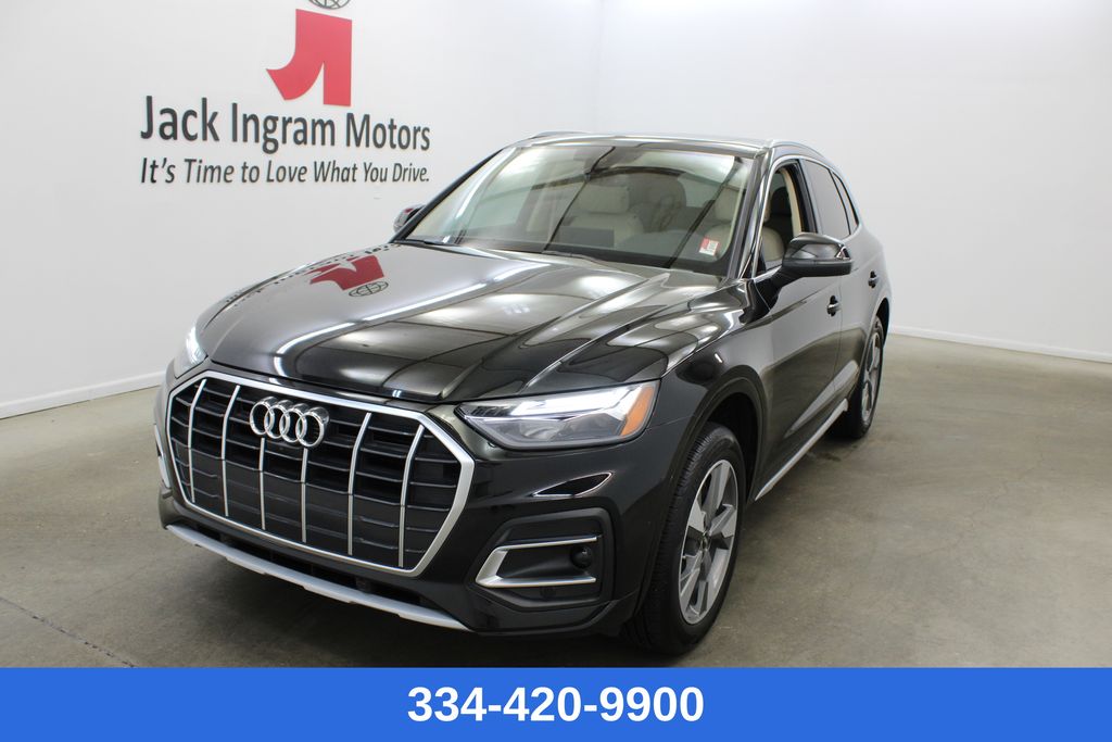 2022 Audi Q5 Premium Plus