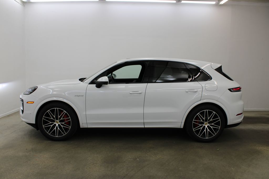 Used 2024 Porsche Cayenne E-Hybrid S SUV
