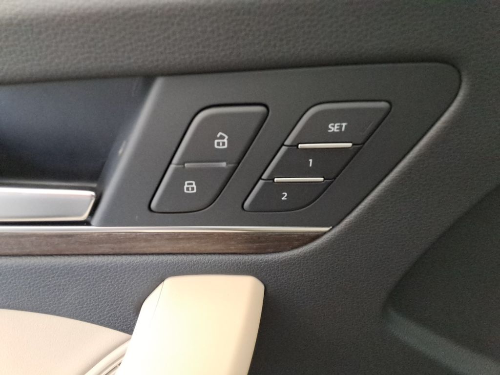 2025 Audi Q5 Premium Plus - Photo 16