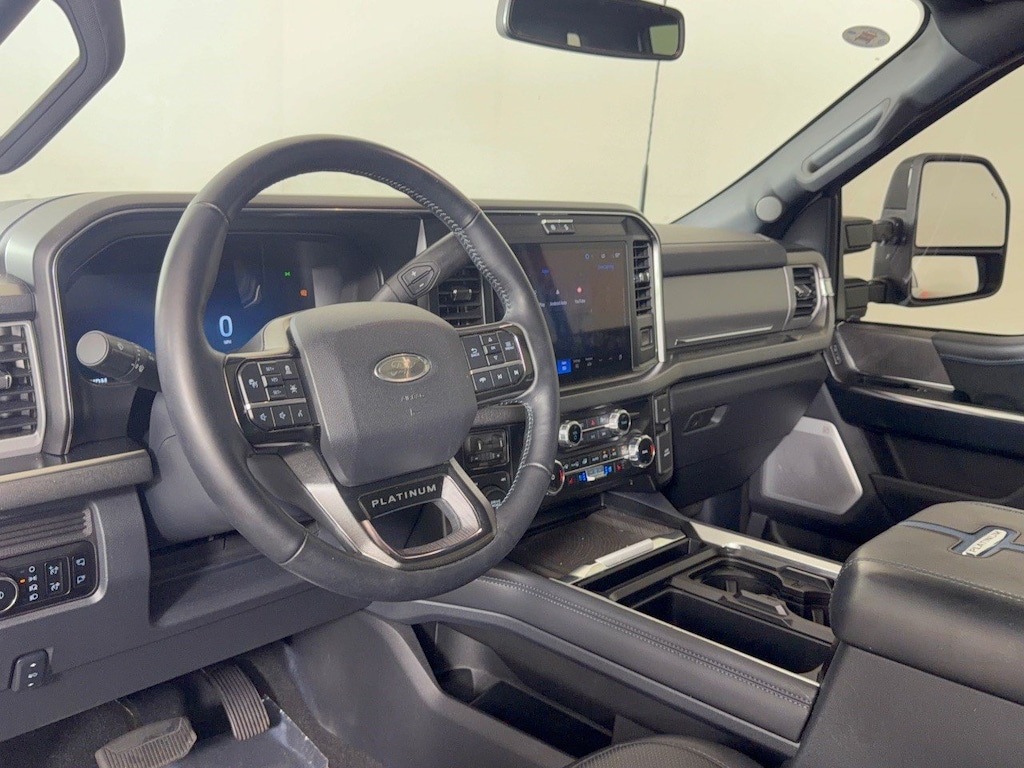Used 2025 Ford Super Duty F-250 SRW Platinum Truck Crew Cab