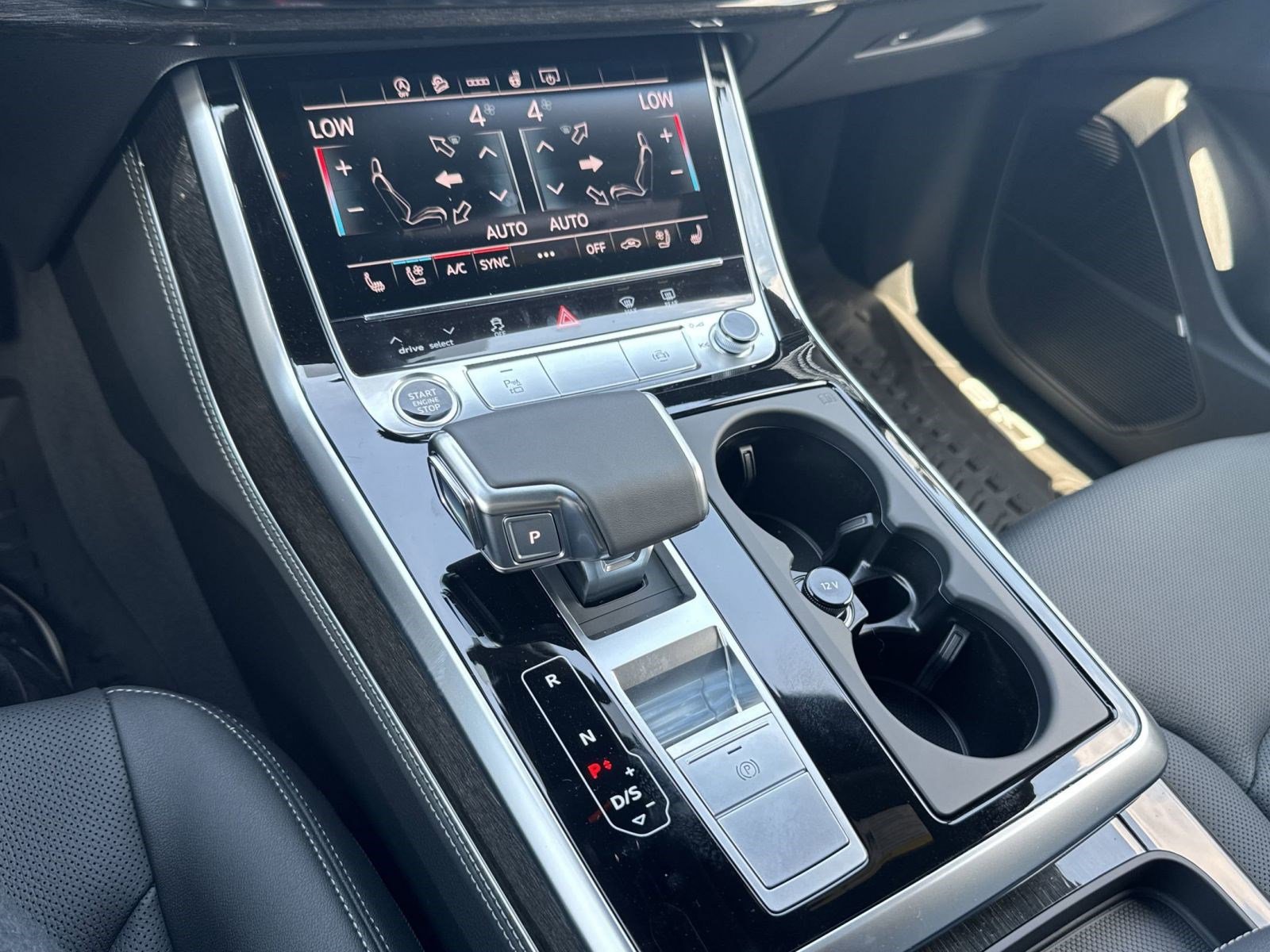 2026 Audi Q8 Premium Plus - Photo 25