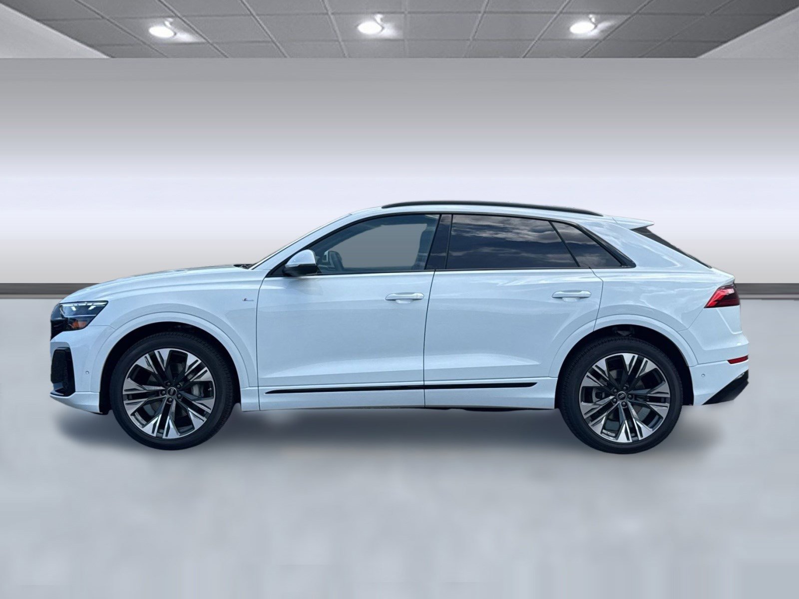 2026 Audi Q8 Premium Plus - Photo 2