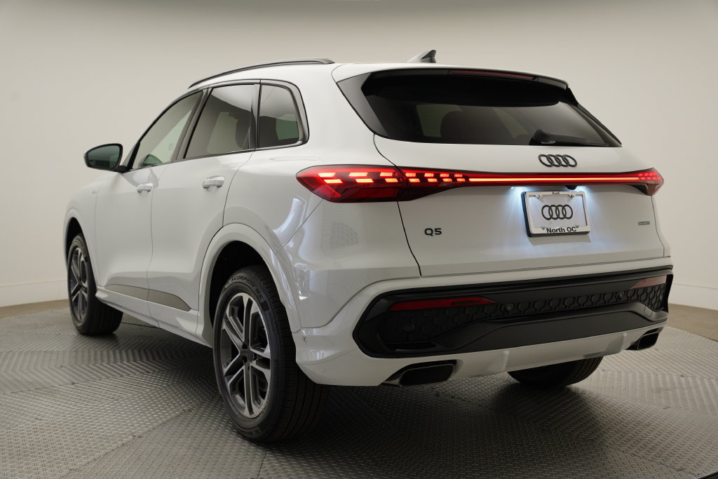 New 2026 Audi Q5 Premium SUV