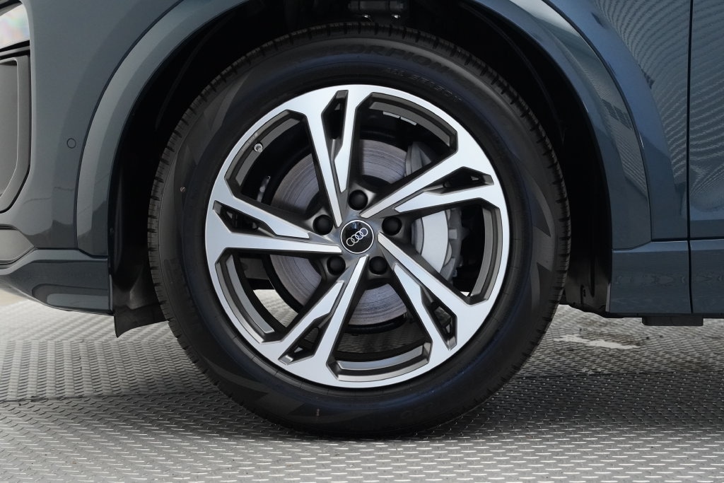 New 2027 Audi Q6 Sportback e-tron Prestige SUV