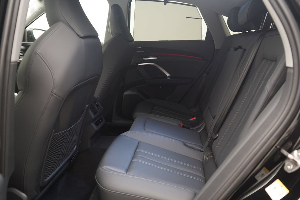 2026 Audi Q5 Sportback Premium Plus - Photo 7