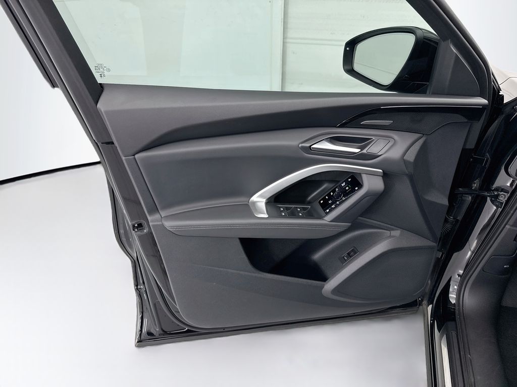 2025 Audi Q5 Premium Plus - Photo 23