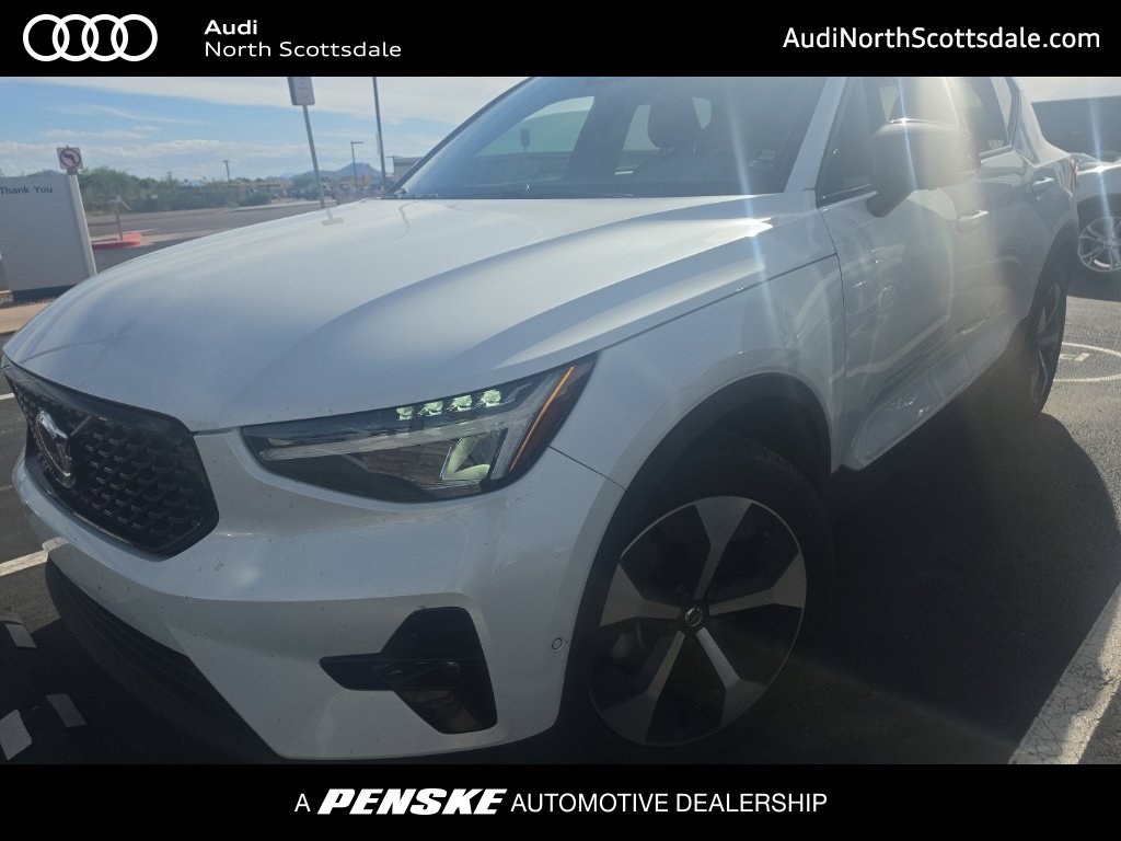 2023 Volvo XC40