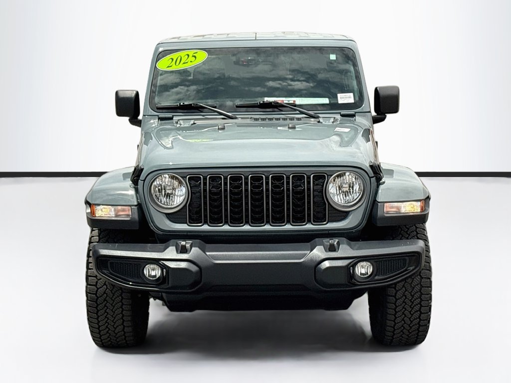 Used 2025 Jeep Gladiator Nighthawk Truck Crew Cab