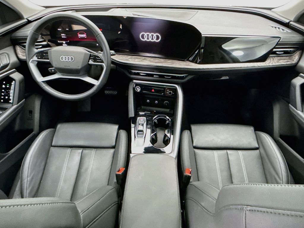 2025 Audi Q5 Premium Plus - Photo 13