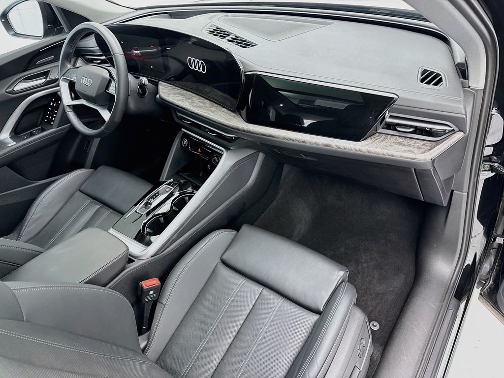 2025 Audi Q5 Premium Plus - Photo 16