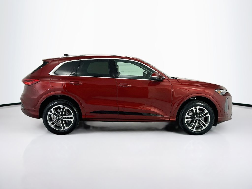 New 2026 Audi Q5 Premium SUV