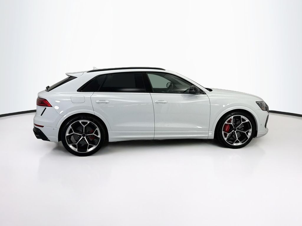 New 2027 Audi RS Q8 Performance SUV
