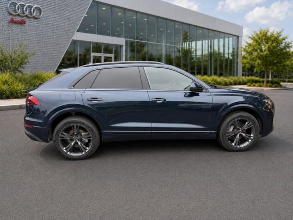 New 2026 Audi Q8 SUV