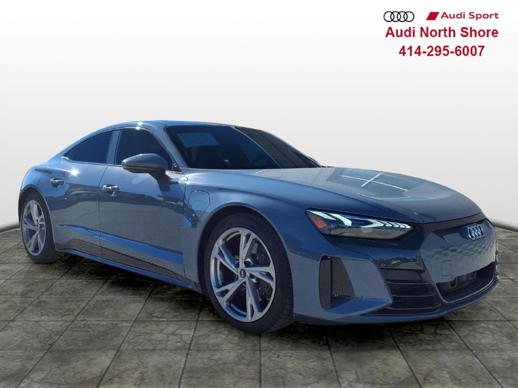 2023 Audi e-tron GT Premium Plus