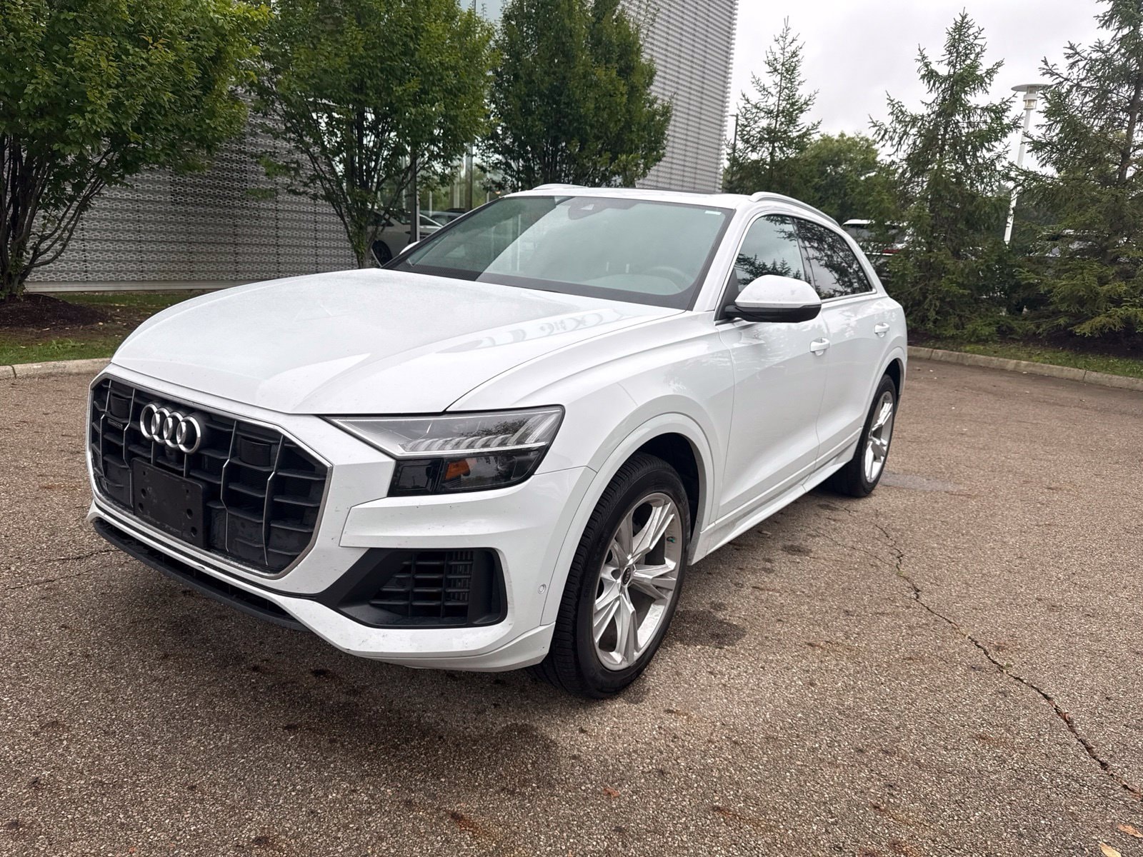 2023 Audi Q8