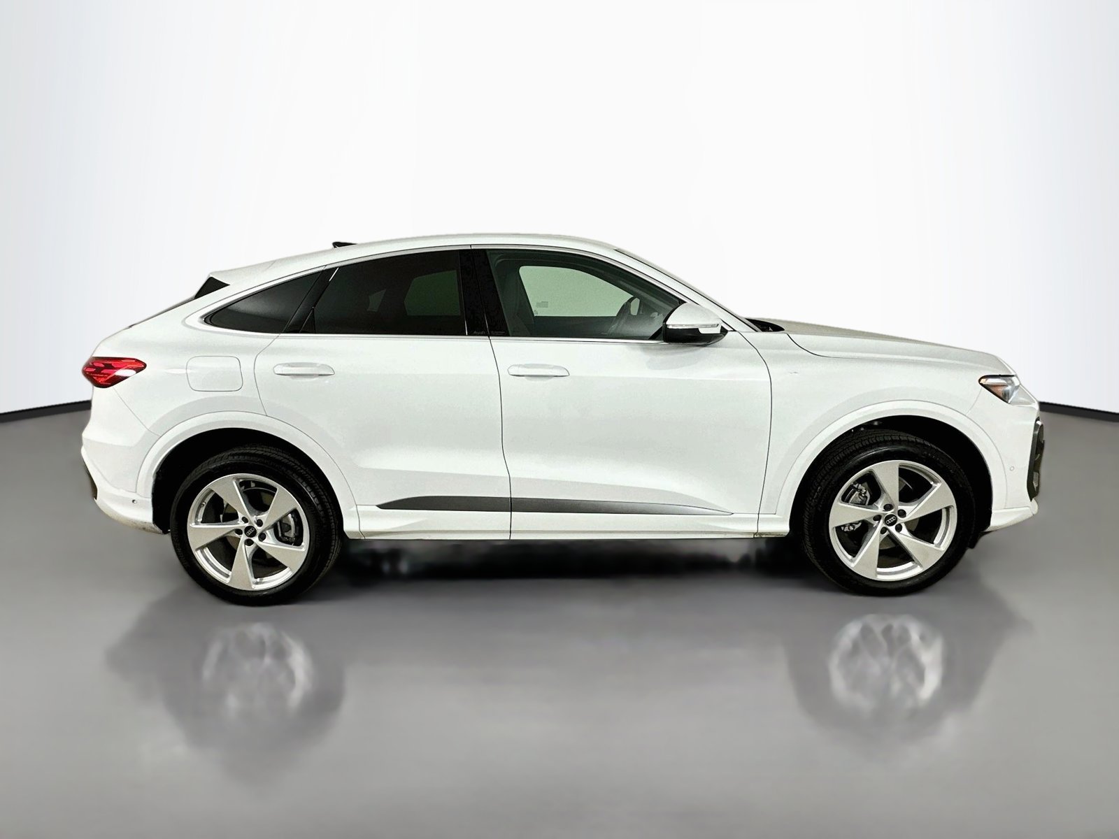 Certified 2025 Audi Q5 Sportback 2.0T Premium Plus SUV