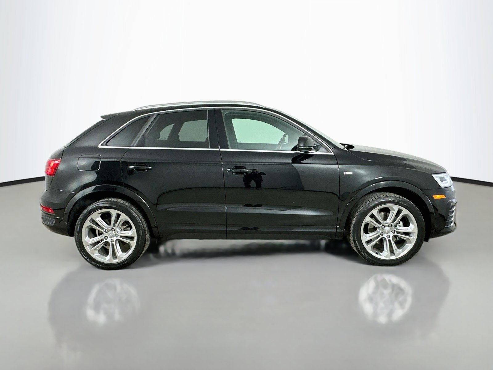 Used 2016 Audi Q3 2.0T Prestige SUV
